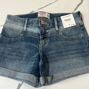 NWT Abercrombie Kids mid-rise midi denim jean shorts girls size 11/12